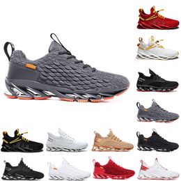 High quality Mens womens running shoes triple black white green shoe outdoor men women designer sneakers sport trainers big size 39-46 much style