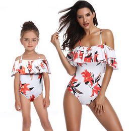 Mommy and Me Holiday Swimwear Family Matching Bathing Suit Toddler Girls Outfits Clothing 210529