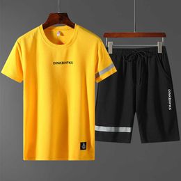 New Trend Summer 2-Piece Sports Suit Boys' Running Shorts Men's Loose Casual Fitness Set Handsome Youth Clothes Korean Version X0610