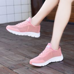 Top Fashion 2021 Off Men Women Sport Running Shoes High Quality Solid Color Breathable Outdoor Runners Pink Knit Tennis Sneakers SIZE 35-44 WY30-928