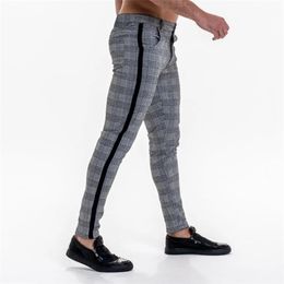 Mens Streetwear Chinos Plaid Casual Pants Fitness Men Skiny Bottom Jogger Sweatpants Fashion Trousers Stripe Track 210715
