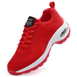 Atacado 2021 Qualidade de topo para Mens Womens Sport Running Shoes Knit Malha Respirável Corte Roxo Red Outdoor Sneakers EUR 35-42 WY28-T1810