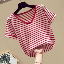 2020 New Summer Female Short Sleeve Stripped Knitted T-Shirt Female Korea Style V Neck Slim Fashion Tee Shirts L09 X0628