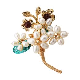 Direct factory price elegant original costume Jewellery handmade natural pearl flower sweater brooches for women