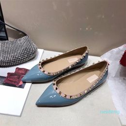 2022 flat patent leather single shoes femal shallow mouth slip on loafers size 35-40 beautiful ladies dress shoes
