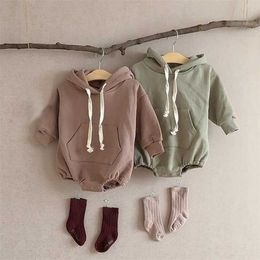 Baby Boys Girls Clothes Hoodie Long Sleeved Cute Solid Romper Spring Autumn Pure Cotton Infant Kids Fleece Thicken Jumpsuits 211118