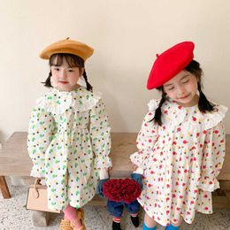 Spring Toddler Girl Lace Patchwork Printed Princess Dress Cute Little Cotton Turn-down collar Long Sleeve Dresses 210615