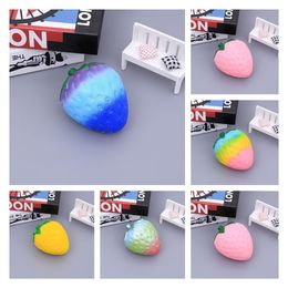 Party Favour PU Squishy Strawberry Reliever Stress Jumbo Christmas Gift Simulation Fruit Cartoon Soft Doll Decompression Toys Squeeze Toy By Sea T2I52452