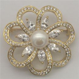 Pins, Brooches Wholesale Alluring Style Austria Zircon Inlay Circle Flower FW White Pearl Brooch Scarf Clips Breastpin Pendant