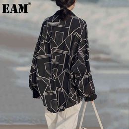 [EAM] Women Black Big Size Printing Blouse Lapel Long Sleeve Loose Fit Shirt Fashion Spring Summer 1DD6567 210512