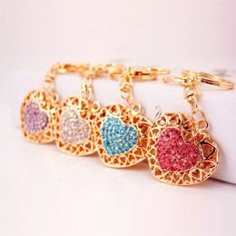 Beautiful Hollow Out Love Heart Key Chains Rings Holder For Car Keyrings For Chic Lovers Sweetheart Pendant