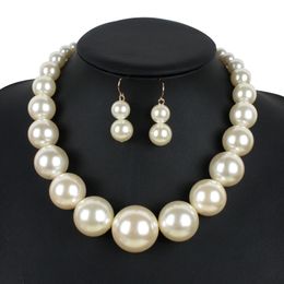-Grandes perles fabriquées à la main perle des colliers perles de chahute Boucles d'oreille pour femmes Girl Party Club de mariage Bijoux de mode