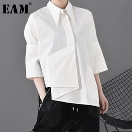 [EAM] Women White Asymmetrical Big Size Blouse New Lapel Three-quarter Sleeve Loose Fit Shirt Fashion Spring Autumn 1R59000 210410