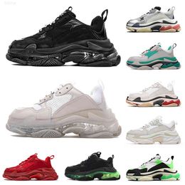 -Triplo s sapatos luxurys designers plataforma sneakers paris 17fw homens mulheres negras branco moda casual pai sapato vintage homens mulheres