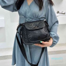 Shoulder Bags Fashion Trend Washed Soft Leather Messenger Mini Turn Lock Female