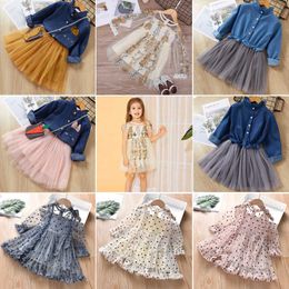 Baby Girl Embroidered Lace Princess Dress Kids Elegant Ruffles Bow Dot Tulle Frocks Children Holiday Fashion Photograph Clothes Q0716