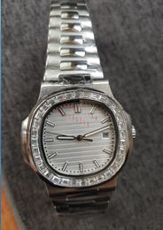 Classic Mens Watch 5711 40mm Diamond Bezel White Dial Sapphire Glass Asia 2813 Mechanical Silver Stainless Steel Bracelet Luxury Watches Luminous