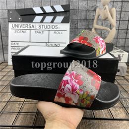 Fashion Mens Womens Scuffs Summer Sandals Slipper Beach Slide Nice Looking Slippers Ladies Comfort Home Office Shoes Print Rubber Flowers Bee 36-46 With Box