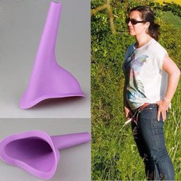 Mulheres do dispositivo urinário funil ao ar livre viagem camping portátil fêmea macio silicone gadgets de alta qualidade