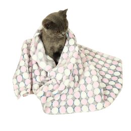 Pet Blanket Kennels Cute Paw Foot Print Dog Blankets Soft Flannel Sleeping Mats Puppy Cat Warm Bed Cover Sleep 6108 Q2