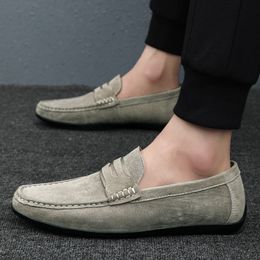 Formal Shoes Men slip on Dress Loafers Italian Shoes Men cow suede leather Shoes Men Elegant moccasins Erkek Ayakkabi Buty