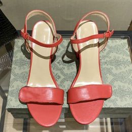 2021 Womens High Heel Sandal Slippery Ladies Designer Metal Rubber Platform Thick Heels Letters Luxury Sandals
