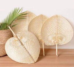 Wedding Favour Gifts Palm Leaves Fans Handmade Wicker Natural Colour Palm-Fan Traditional Chinese Craft Peach Shaped Bamboo Fan SN5650