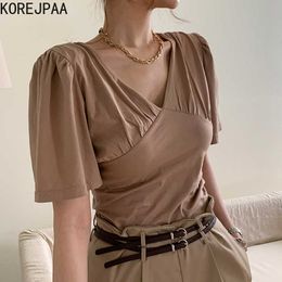 Korejpaa Women T-Shirt Summer Ladies French Elegant V-Neck Pleated Stitching Design Slim Thin Solid Colour Short-Sleeved Top 210526