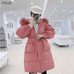 Winter Women Loose 90% White Duck Down Coat Natural Fox Fur Collar Warm Thick Long Parkas Snow Hooded Outwear 210430