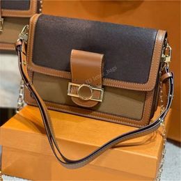 Famous Designer 2021 Women Fashion Handbags Cross Body Bags Letter Totes With Shoulders Straps Clutch Messenger Bag Interior Zipper Pocket Shoulder Handbag Purse