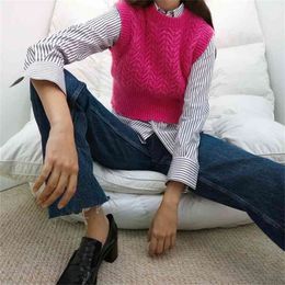 TRAF Women Fashion Cropped Cable-knit Vest Sweater Vintage O Neck Sleeveless Female Waistcoat Streetwear 210819