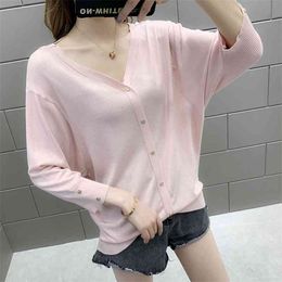 V-neck Knitted Thin Section Sweater Women Loose Large Size Button Bat Sleeves Were Jumpers Pullovers Female Spring 210427