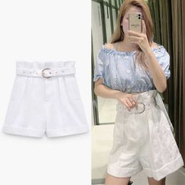 Za Summer White Paperbag Shorts Women High Waist Pleated Belt Shorts Fashion Front Welt Pockets Woman Vintage Short Pants 210602