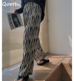 Qooth Zebra Pattern Pleated Wide-Leg Pants Spring Summer Vertical Printing Straight-Leg Pants Casual Thin Drape Pants QT606 210518