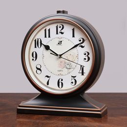 Desk & Table Clocks Creative Plastic Clock Vintage Silent American Style Luxury Digital Living Room Reloj Mesa Home Decoration 50