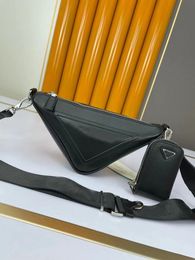 Triangular satchel Wallets envelope zipper adjustable handbag square postman 2021 women's luxury designer 26x10 * 13cm