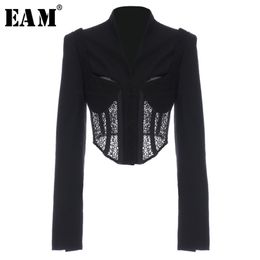 [EAM] Women Black Lace Irregular Short Blazer Lapel Long Sleeve Loose Fit Jacket Fashion Spring Autumn 1Y566 210930