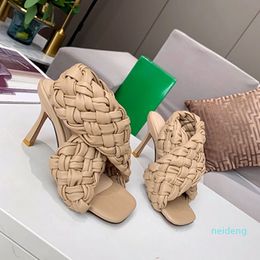 Sapatos de salto alto de luxo de luxo de sapatos de salto alto preto de salto alto, vestido de noiva feminino Shoelace Box Shoe008 2021