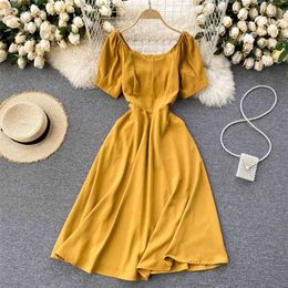 Korean Spring Summer Fashion Women Solid-color Square Collar Short-sleeved Slim Thin Dress Vestidos R875 210527