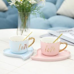 Mugs 250mL Love Letter Pattern Printed Couple Coffee Mug With Golden Handle Creative Blue/Pink Color Milk Ceramic Cup And Saucer Sets