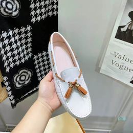 Designer Ladies Summer Genuine Leather Dress Shoes Flat Casual Loafer Shoes Fashion Girl Black White All-match Lazy Shoes