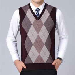 Fashion Brand Sweaters Mens Pullovers V Neck Slim Fit Jumpers Knit Sleeveless Autumn Korean Style Casual Men Clothes 211006