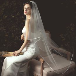 Elegant Bridal Veils Bride Veil Fingertip Length Two-Layer Simple Handmade Noble Tulle Ribbon Edge Wedding Veil Headwear Comb251j