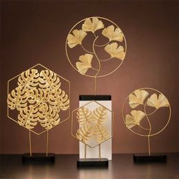 Nordic Home Decoration Golden Ornaments Living Room Furnishings Wrought Iron Leaf Desktop Sculpture Wedding 211105