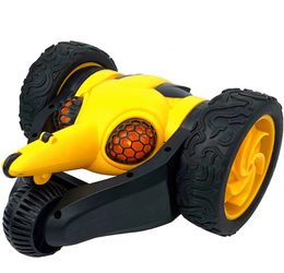 2.4G360 ° Rotation Bee Creative Lighting Effects Drift Electric Car Remote Control Toy Model