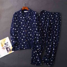 Japanese spring and autumn couples cotton crepe pajamas suit button casual men long-sleeved trousers pajamas home service women 210330