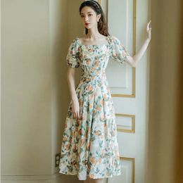 Retro oil painting Flower Print French Women Elegant Square Collar Short Puff Sleeve Lace-up Waist Chiffon Summer Dress 210416