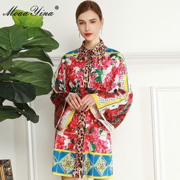 Fashion Designer dress Spring Autumn Women's Dress Flare Sleeve Floral print Beaded lace-up Vacation Loose Dresses 210524