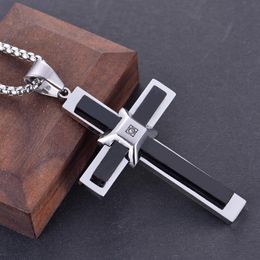 Pendant Necklaces Classic Cross Male Stainless Steel Long Chain Personality Christian Jesus For Men Prayer Jewellery