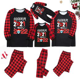Christmas Pyjamas Set For Family Look Sleepwear Family Matching Outfits Father Mother Kids Baby Xmas Clothes Navidad Hello 2022 H1014